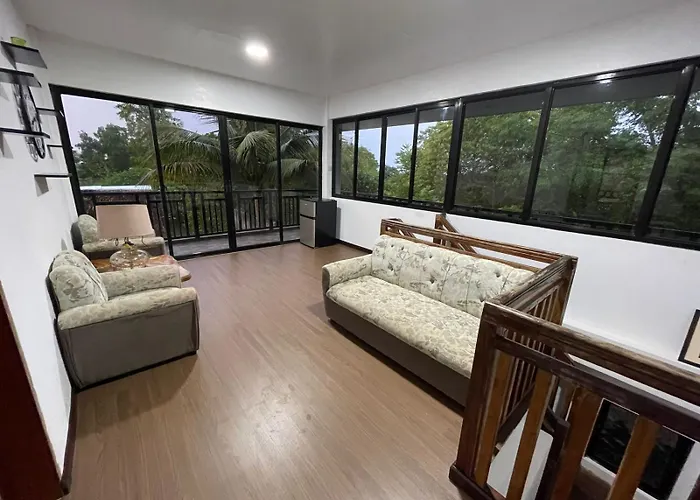 The Balete Resthouse 4* Union (San Francisco)